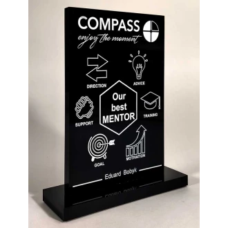 Приз "Compass - Лучший наставник" с фанерной коробкой