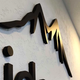 Интерьерный логотип HIDEMONT